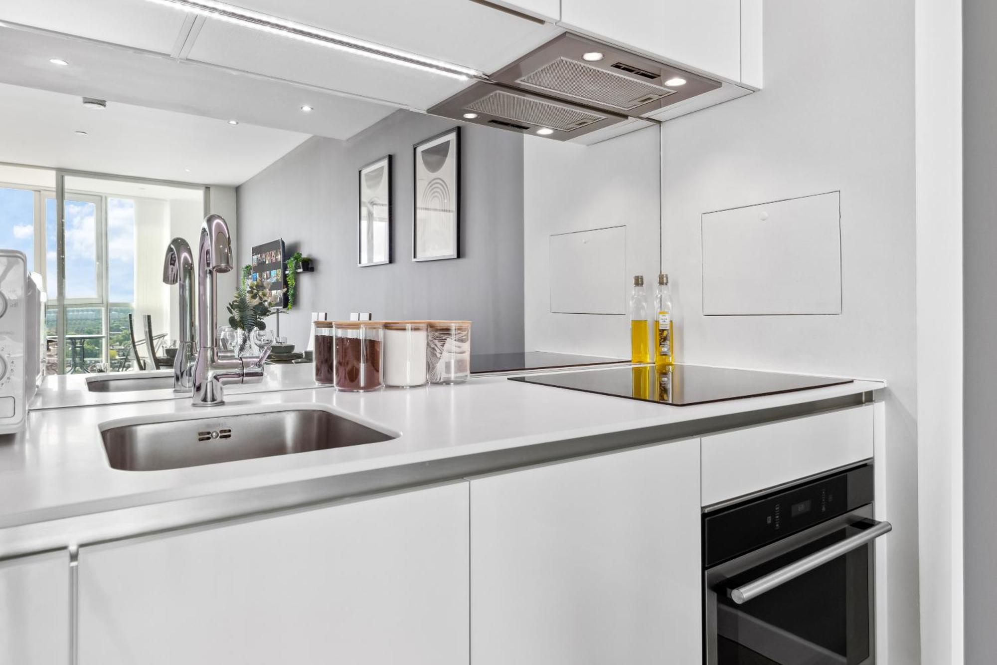 Sky Scraper Luxury 1br Roof Terrace And Gym Bed & Breakfast *